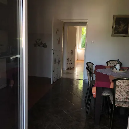 Home4 Rent Apartment